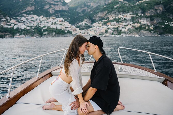 1.5-Hour Amalfi Sunset Cruise – Private Tour with Prosecco - Prosecco, snacks, and the right vibe for couples
