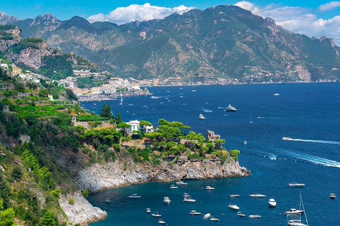 4-Hour Private Boat Experience From Positano - The captain experience: what Pasquale and Andrea are praised for