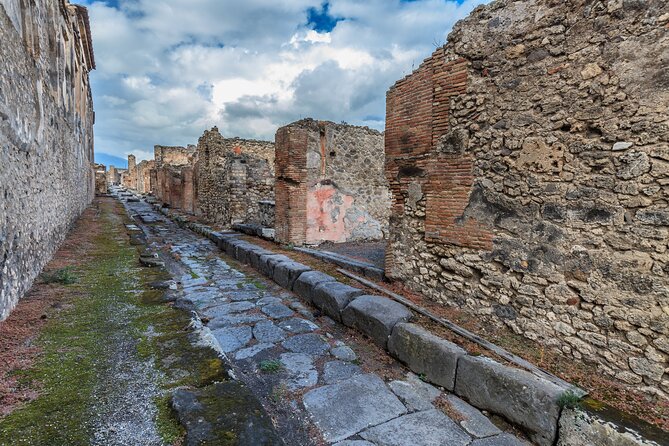 6-hour Private Tour, from Salerno to Pompeii, Ravello and Amalfi - Salerno pickup and the drive setup that keeps you sane