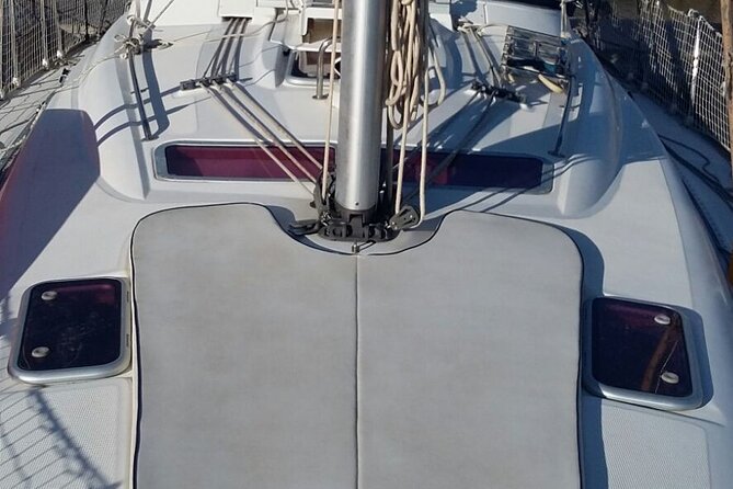 Activities on the Amalfi coast with a sailing boat - Anchor-and-swim time in a protected bay
