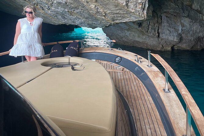 All-Inclusive Capri Boat Tour with City Visit from Positano - Cala del Rio and heart-cave vibes
