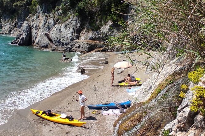 Amalfi coast 3 hr. Kayak Tour: Cruise Ship Special - Paddling the Amalfi Coast Toward Cetara