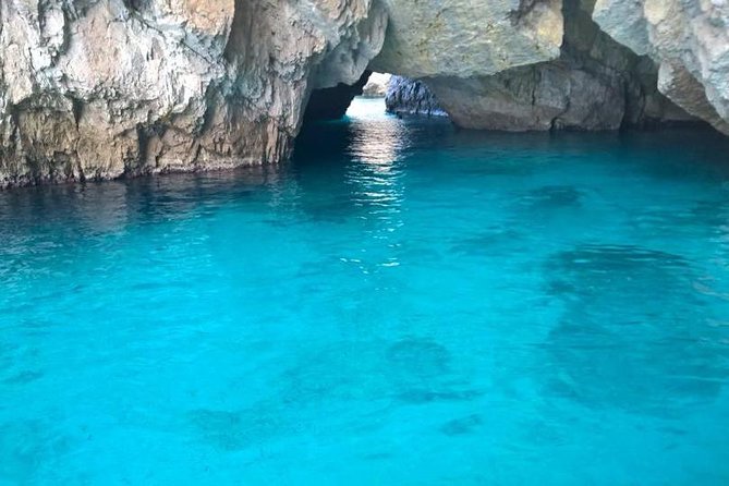 Amalfi Coast Boat tour Small Group - Conca dei Marini sail-by: a scenic pass with zero crowd pressure