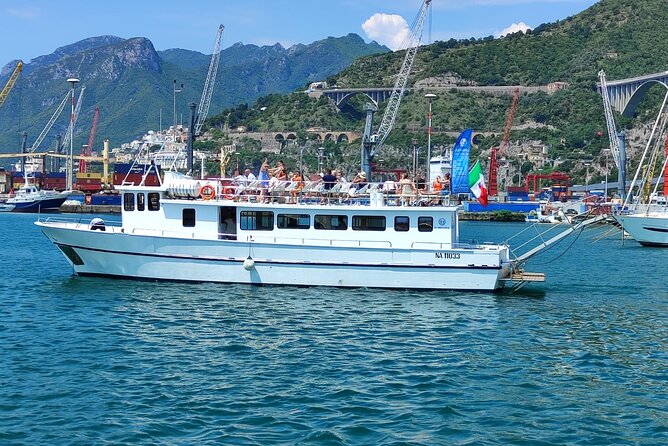 Amalfi Coast by boat with aperitif, lunch and sea breaks - Atrani: the town that looks tucked away from everywhere