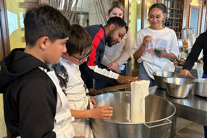 Amalfi Coast Cooking Class: Make Pasta, Mozzarella & Tiramisu - Fresh Mozzarella From Milk to Lunch