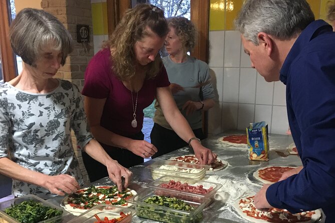 Amalfi Coast Farmhouse: Pizza & Mozzarella Making Class - Baking and Tasting: The Payoff Moment