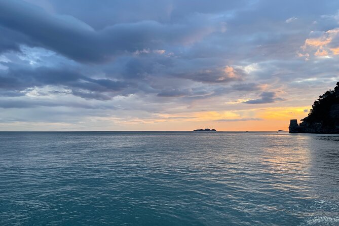 Amalfi Coast Half Day Private Boat Tour from Positano - The 4-Hour Flow: Photo Stops, Swimming Chances, and Optional Dolphin Time