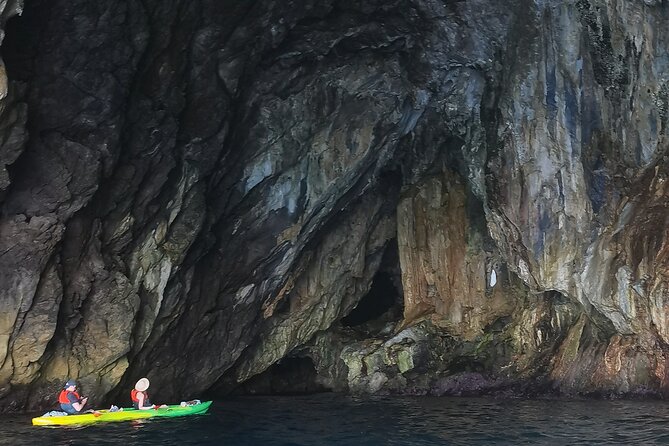 Amalfi Coast Kayak & Snorkeling Tour to the Pandora's Cave - Getting to KayakinAmalfi in Minori, and What Your 10:00 am Means