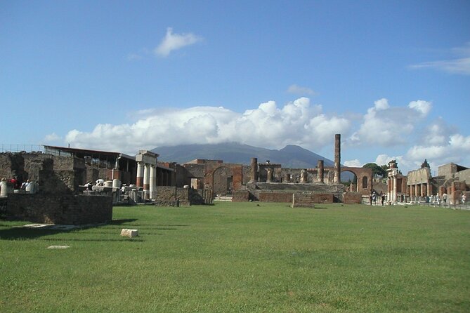 Amalfi Coast: Pompeii Small Group with Skip the Line Tickets - Skip-the-Line Pompeii: What You Can Realistically See in 2.5 Hours