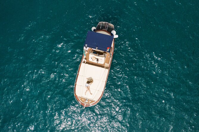 Amalfi Coast Private Boat Tour - Captain Credit: Giovanni, Alfonso, and Gaspar Set the Tone