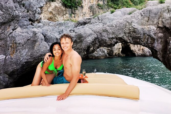 Amalfi Coast Snorkeling and Limoncello Tasting: 4h Boat Tour - Stop 5 near Positano: snorkeling bay time plus limoncello and prosecco
