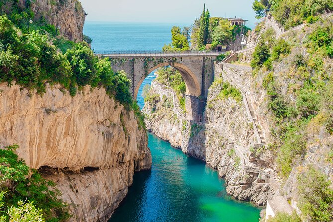 Amalfi Coast: Sunset Boat Tour with Fruit & Drinks | Small Group - Amalfi to Praiano by Sea Caves and Rock Formations