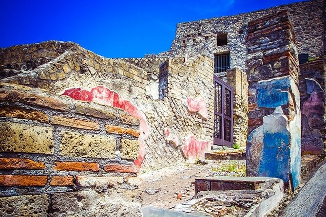 Amalfi Coast to Naples Transfer and 2-Hour Pompeii Private Tour - Key points to know before you go