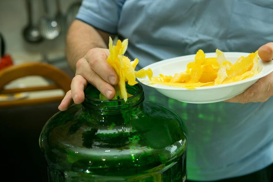 Amalfi: Limoncello Factory Guided Visit with Tastings - Meeting Antichi Sapori dAmalfi by the Deutsche Bank