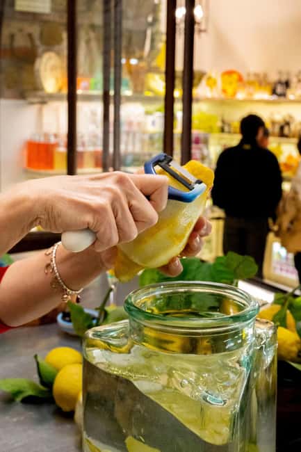 Amalfi: Limoncello Factory Visit with Instructor and Tasting - Who should book this and who should skip it
