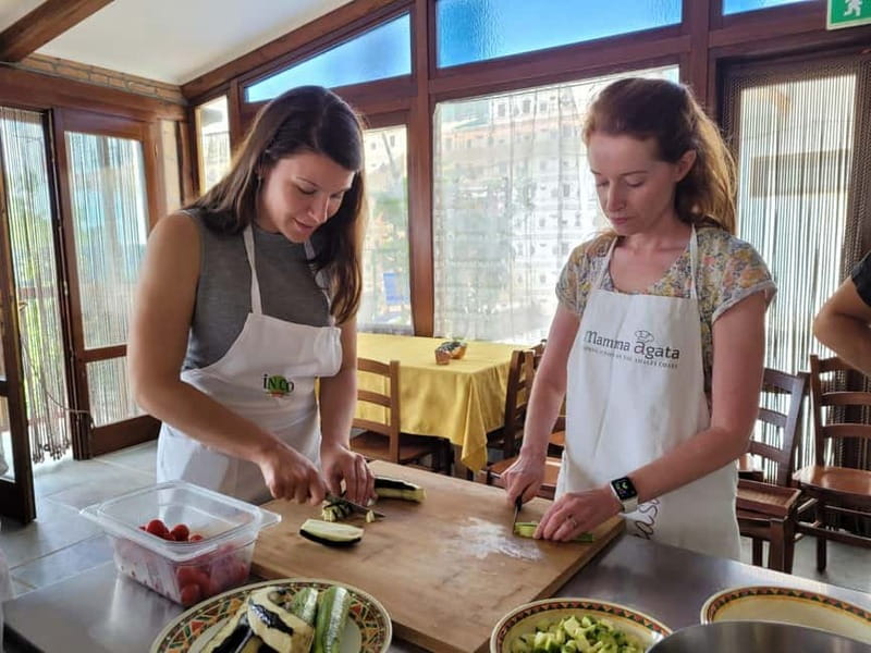 Amalfi: Make Gnocchi, Mozzarella and Tiramisù - Mozzarella class with farm cow milk, not mystery dairy