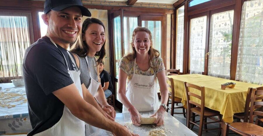 Amalfi: Make tagliatelle, mozzarella and tiramisù - Tiramisu and Wine: The Start That Sets the Mood