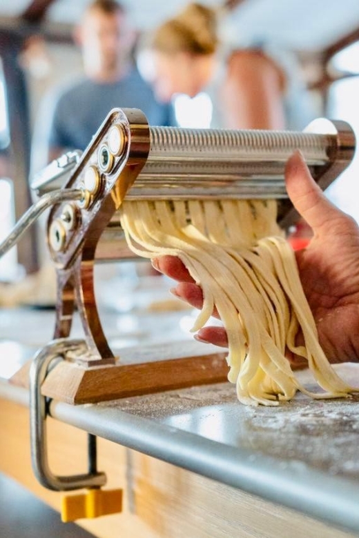 Amalfi: Mozzarella, Fettuccine, and Tiramisù Cooking Class - The Farm Welcome: Wine, Limoncello, and a Guided Walk Through the Property