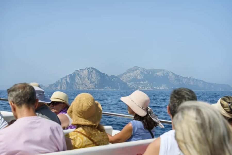 Amalfi, Positano & Ravello: Boat Tour from Sorrento - Ravello by minivan: Villa Rufolo and the uphill change of pace