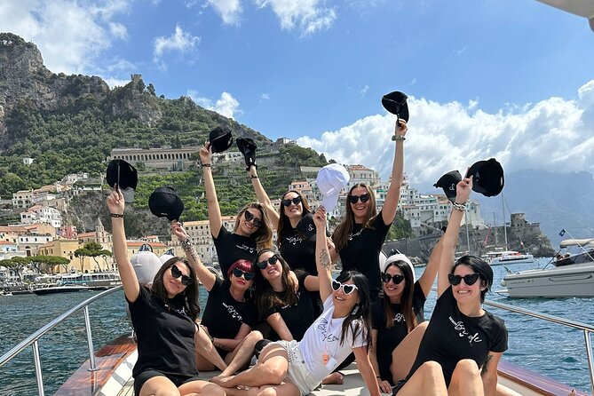 Boat tour along the Amalfi Coast - The Skipper Factor: Why Raffaele’s Style Changes the Day