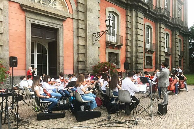 Canzoni napoletane e cucina Italiana a Sant'Agnello di Sorrento - Where it happens and how to time your evening