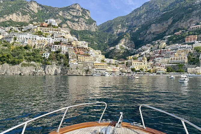 Capri Boat Tour - Snorkeling, Sunset & Blue Grotto from Positano - Positano to Capri on a 2 PM Boat: How the Timing Actually Feels
