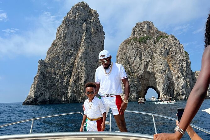 Capri Private all inclusive Boat Tour with City Exploration - The 8 to 10 hour schedule, and why the timing matters