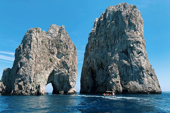 Capri Private Boat Excursion with Faraglioni and Blue Grotto - A simple, scenic routing plan: Positano to Capri by sea