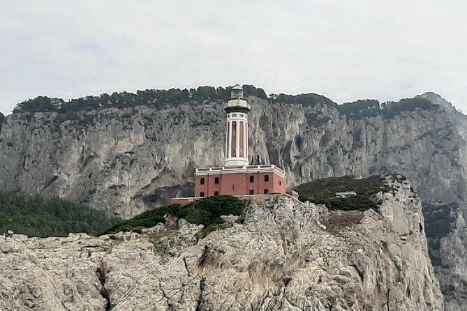 Capri Private Boat Tour from Positano or Praiano - Blue Grotto option: the extra ticket, the small rowing transfer, and timing reality