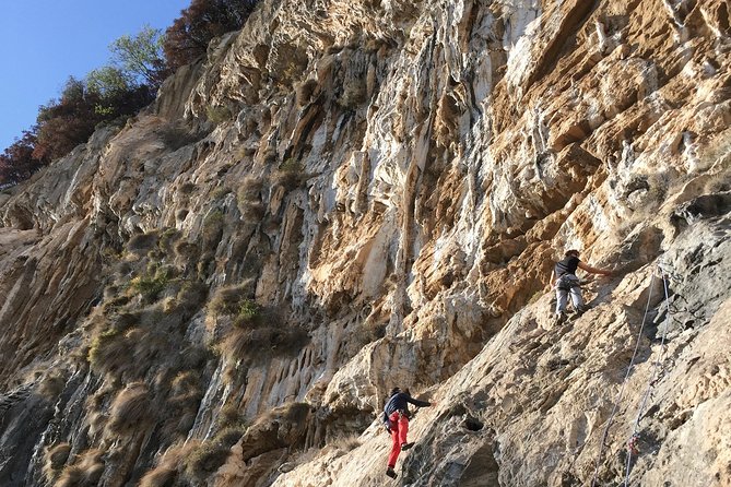 Climbing Experience - Positano - Equipment included, so you can actually act like a tourist