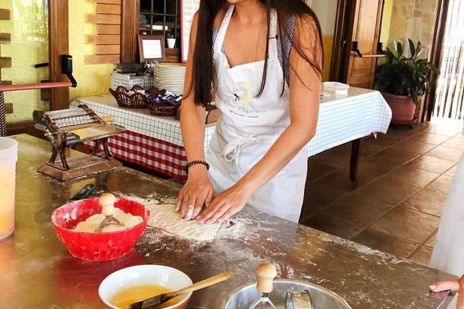 Cooking lesson: tagliatelle, mozzarella and tiramisu - Price and logistics: is $84.29 worth it?