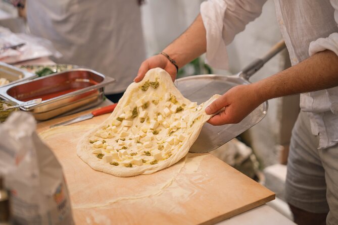 Cortecorbo winery: Pizza Cooking class, lunch & wine tasting - Inside the cantina: how wine-making and barrel aging show up in your glass