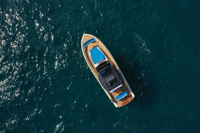Discover the Amalfi coast between traditions, flavors and colors with a private tour - Praiano, the Fjord of Furore stop, and Capo di Conca views