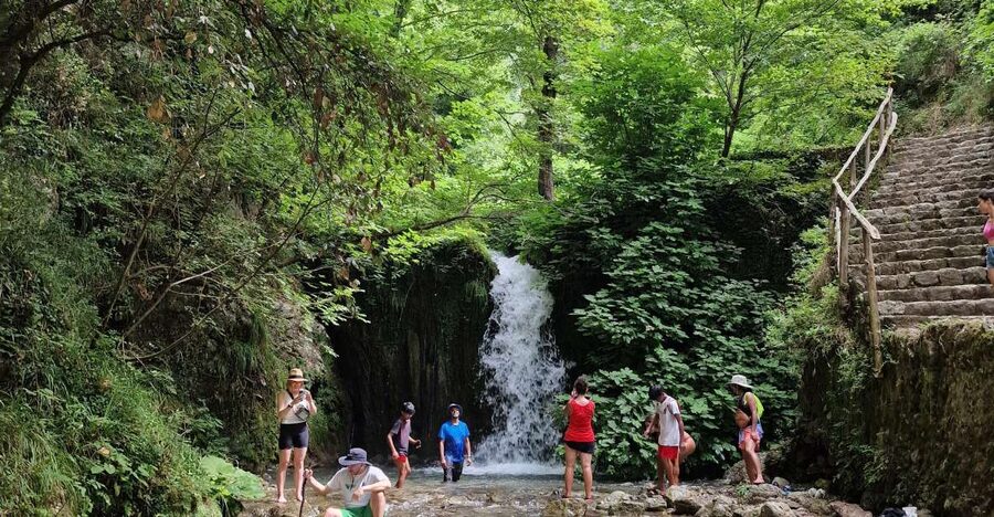 Ferriere Waterfalls - Amalfi coast - Ferriere Waterfalls: Waterfall Power With Real Gorge Energy