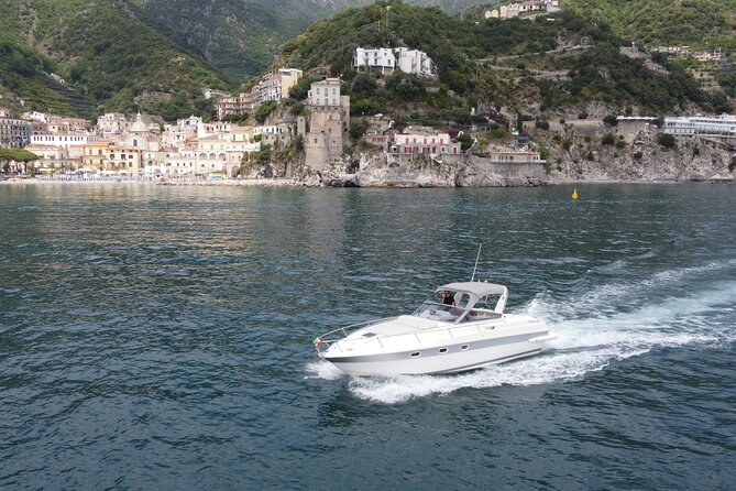 Full day luxury trip around Amalfi Coast and Capri - Snacks, drinks, and how lunch fits (or does not)