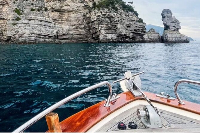 Full Day Private Boat Tour Along the Amalfi Coast - Optional shore time in Amalfi, Praiano, or Positano