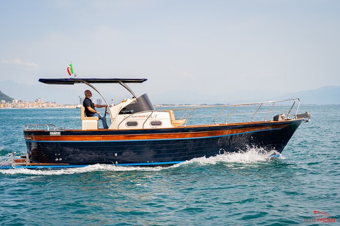 Group tour on the Amalfi Coast - Positano for one hour: shopping time with the famous sea views
