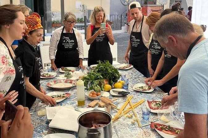 Guided Italian Cuisine Lesson in Minori on the Amalfi Coast - The Meal You Cook, Plus the Family-Table Atmosphere