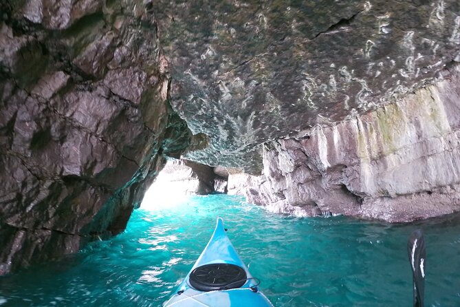 Kayak tour in Positano - The route: beaches and coves along Positano to Praiano