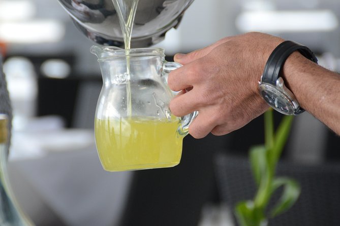 Limoncello Making and lunch with lemon base - What to wear, bring, and plan for