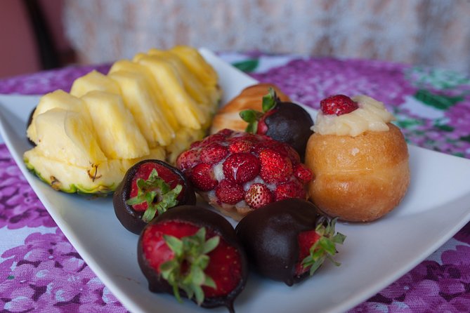 Lunch or dinner and cooking demo at a local home in Cava de' Tirreni - Key highlights at a glance