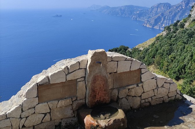 Path of the Gods: Guided Trekking on the Amalfi Coast - Capri, Li Galli, and Monti Lattari: when to expect the big view moments