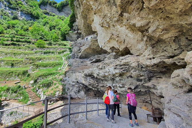 Path of the gods hike - Group size, pace, and why 8 people matters