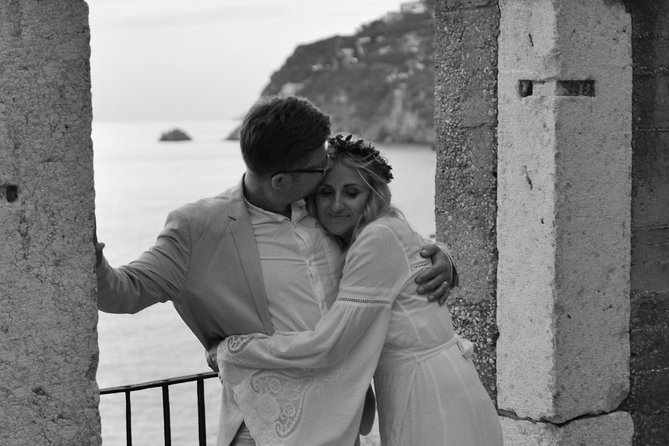 Photoshooting and walking tour - Hidden side of Amalfi coast - Meeting Near Chiesa Nuova, Then Heading Toward Praiano Style Views