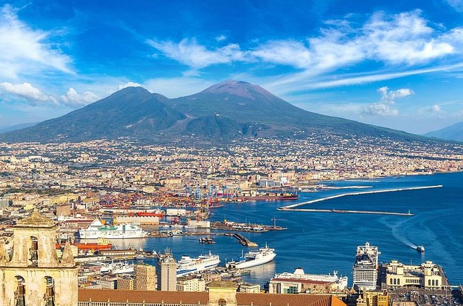 Pompeii Naples and Pizza Drive from Amalfi - Naples in 2 hours: streets, cathedrals, and sea views