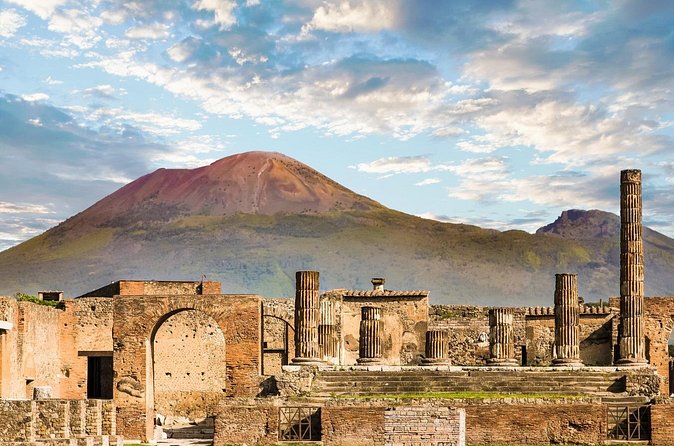 Pompeii Private Guided Tour with tickets from Amalfi Coast - Who this Pompeii private tour suits best