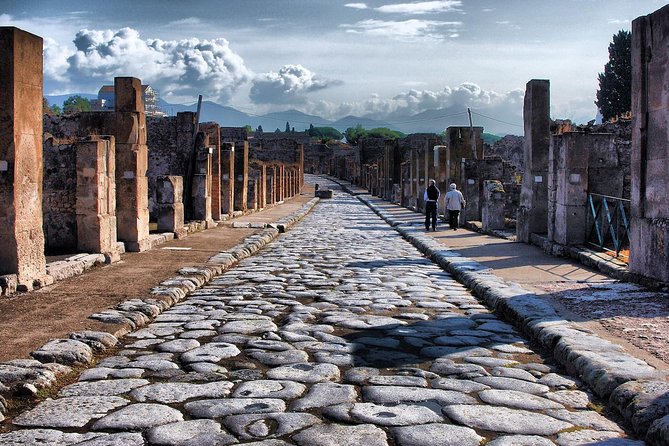 Pompeii Ruins & Wine Tasting with Lunch on Vesuvius with Private Transfer - Private transfer from Salerno, and why it changes the whole day