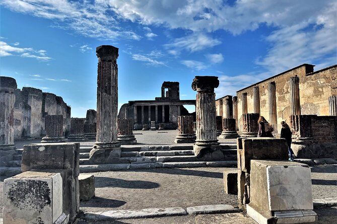 Pompeii, Vesuvius & wine tasting from Amalfi coast all inclusive - Pickup and timing from the coast (what to expect)