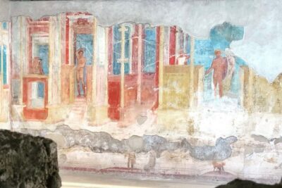 Pompeii & Vesuvius with Lunch & Wine Tasting from Positano