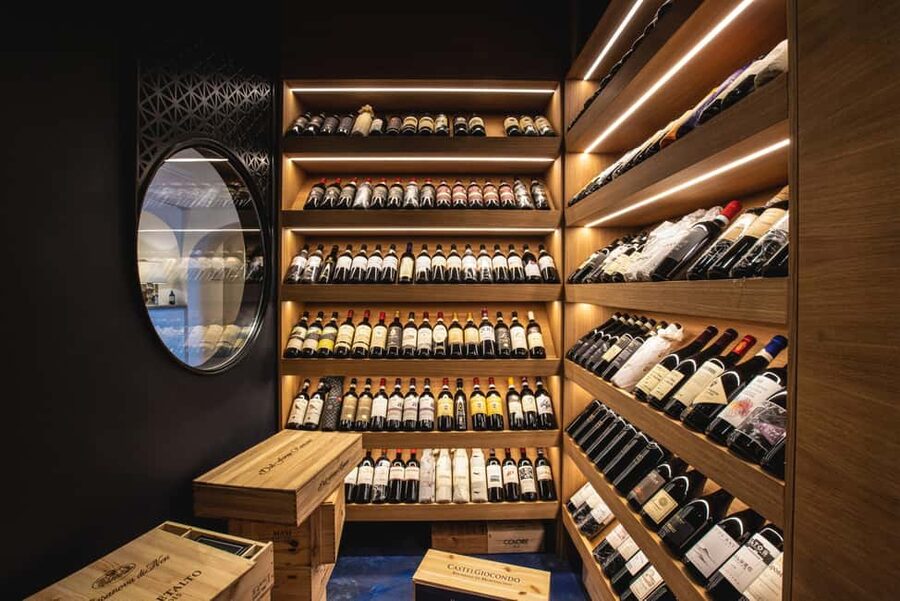 Positano: a journey through local wines - Where Positano Pulls Off a Serious Wine Lesson in One Hour